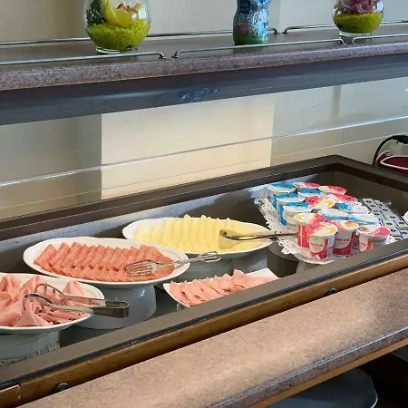 Romea Ξενοδοχείο 3*