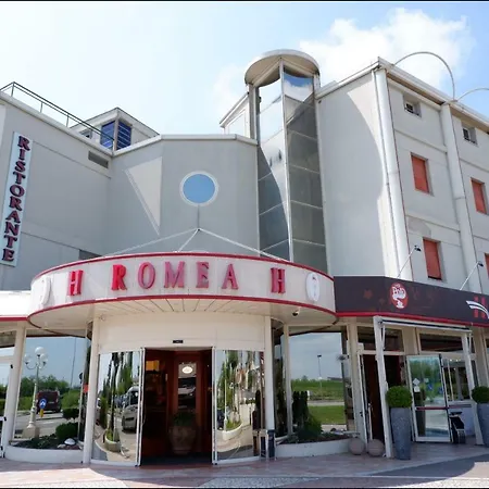Romea Hotel 3*