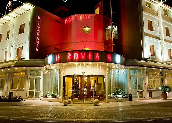 מלון Romea ראבנה
