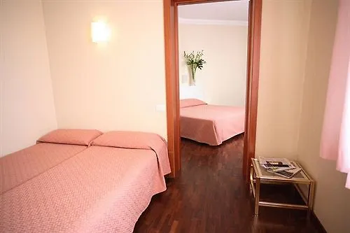 Отель Romea 3*